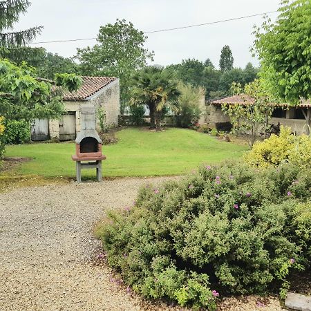 Villa Terrasse & Jardin Jonzac Esterno foto